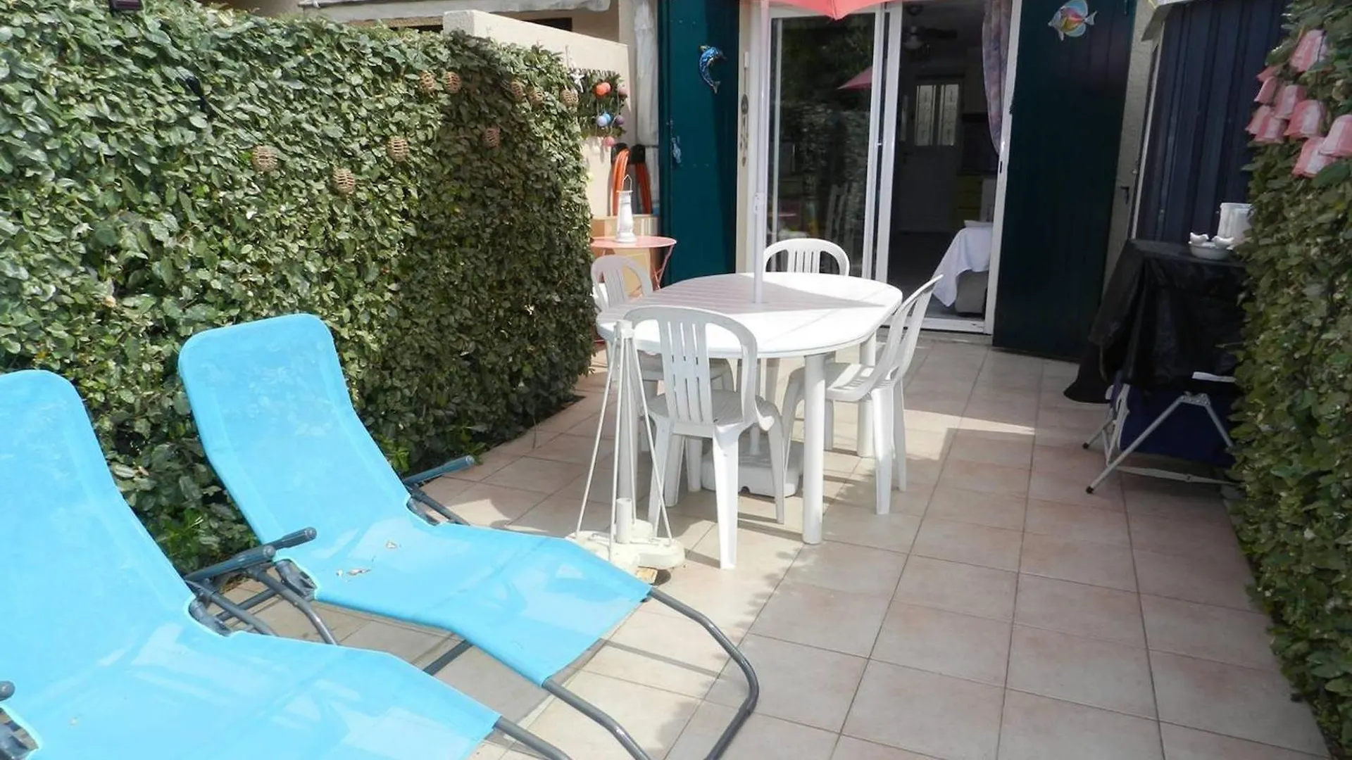 Duplex 3 Pieces Avec Piscine, 4 Couchages, Terrasse Et Parking Prive Au Lavandou - Fr-1-251-748 Le Lavandou Apartment